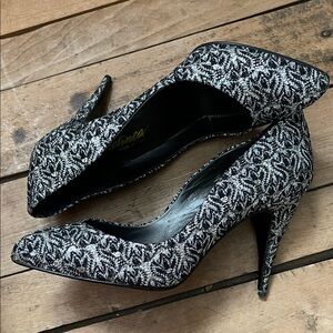 Vintage made in Italy silver and black pumps